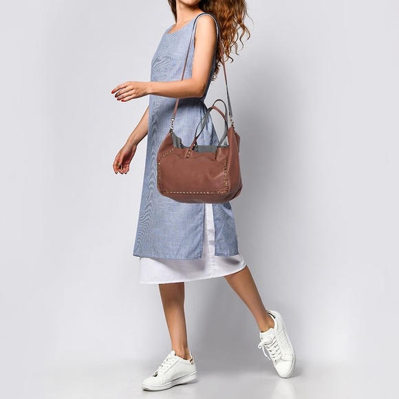 Valentino Rockstud reversible double-sided trapeze tote bag dusty rose and gray - Picture 17 of 17